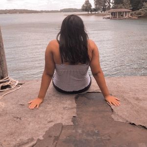 Meet your Posher, Yarian